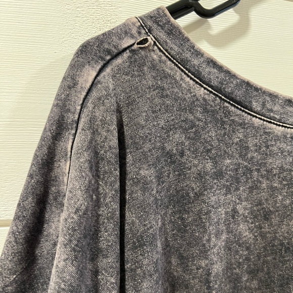 Distressed Tshirt | Vintage Look| 1X - Picture 2 of 5